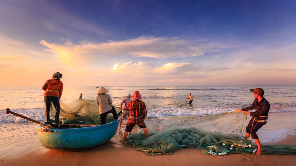 Minh Dam Mountain & Fishing Village Tour